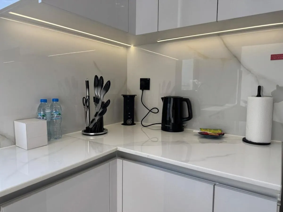 Ashri Hh Spacious Apartment In Jvc, Binghatti Luna Dubai United Arab Emirates