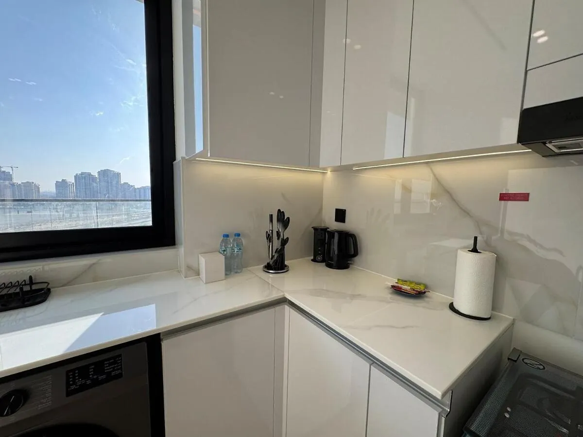 Ashri Hh Spacious Apartment In Jvc, Binghatti Luna Dubai