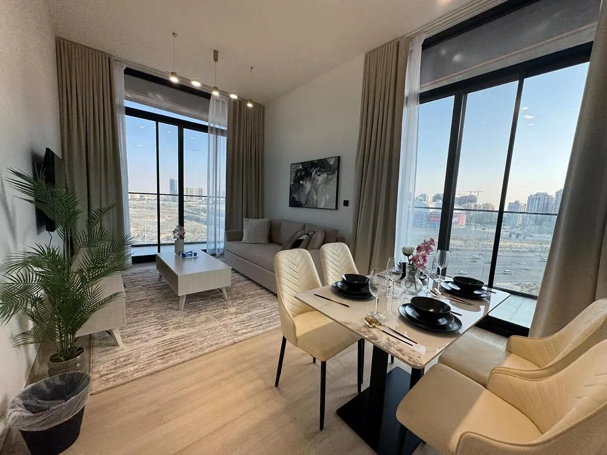 Ashri Hh Spacious Apartment In Jvc, Binghatti Luna Dubai United Arab Emirates
