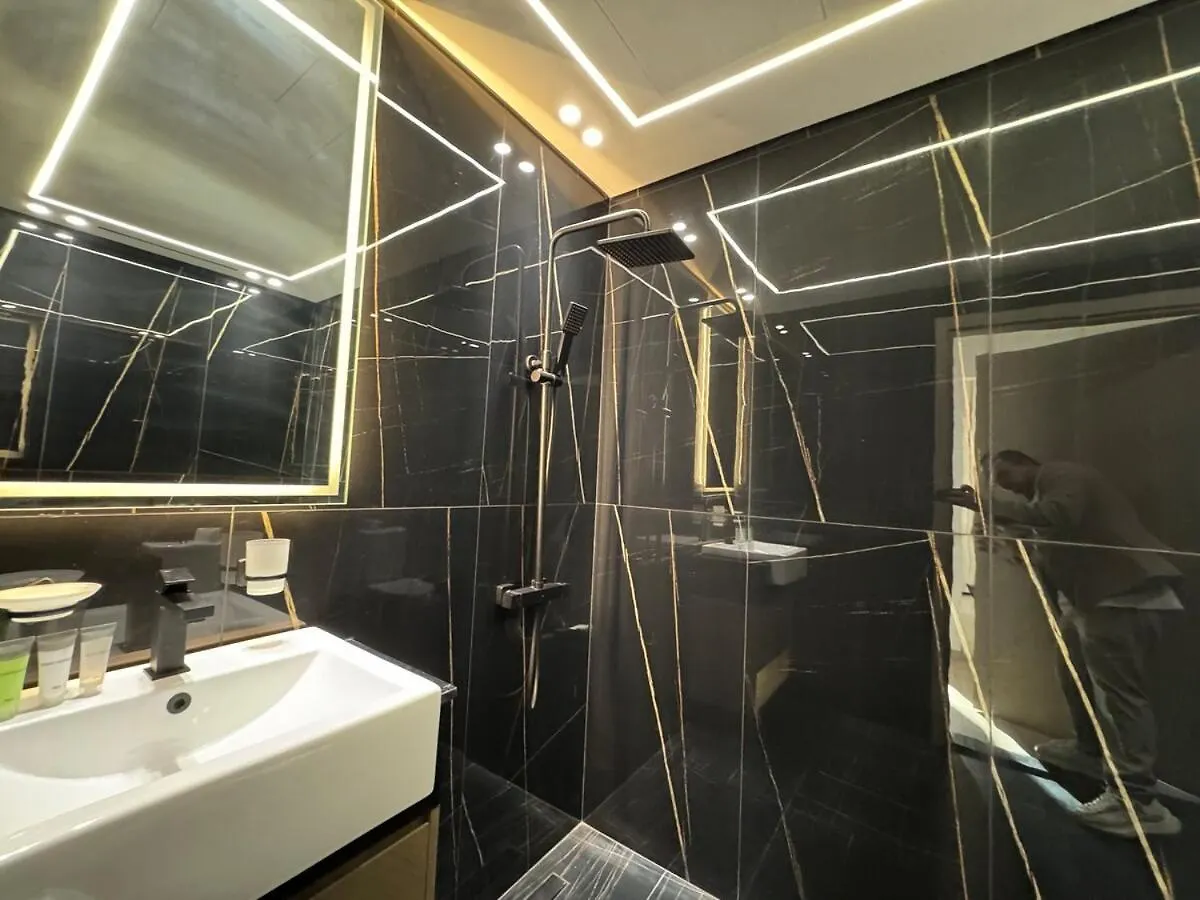 Ashri Hh Spacious Apartment In Jvc, Binghatti Luna Dubai