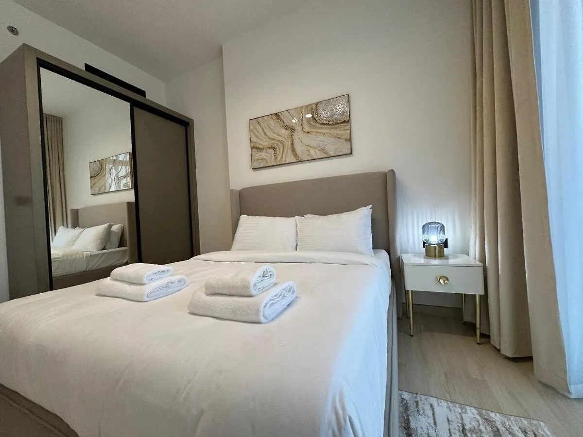 Ashri Hh Spacious Apartment In Jvc, Binghatti Luna Dubai United Arab Emirates